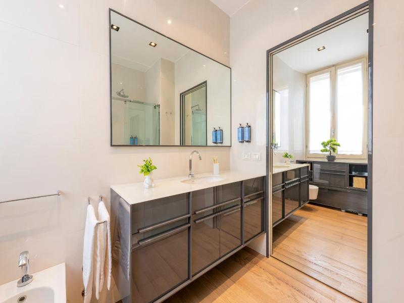 Milan Royal Suites Luxury P Zza Della Repubblica image