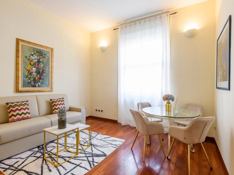 Milan Royal Suites Luxury P Zza Della Repubblica image