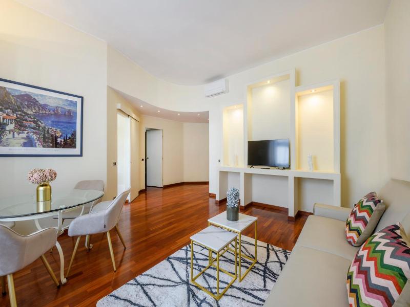 Milan Royal Suites Luxury P Zza Della Repubblica image