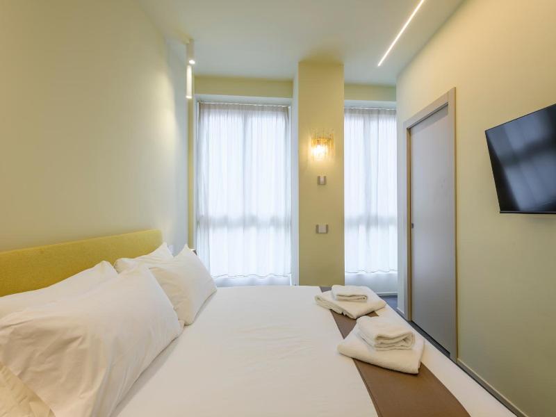 Milan Royal Suites Luxury P Zza Della Repubblica image