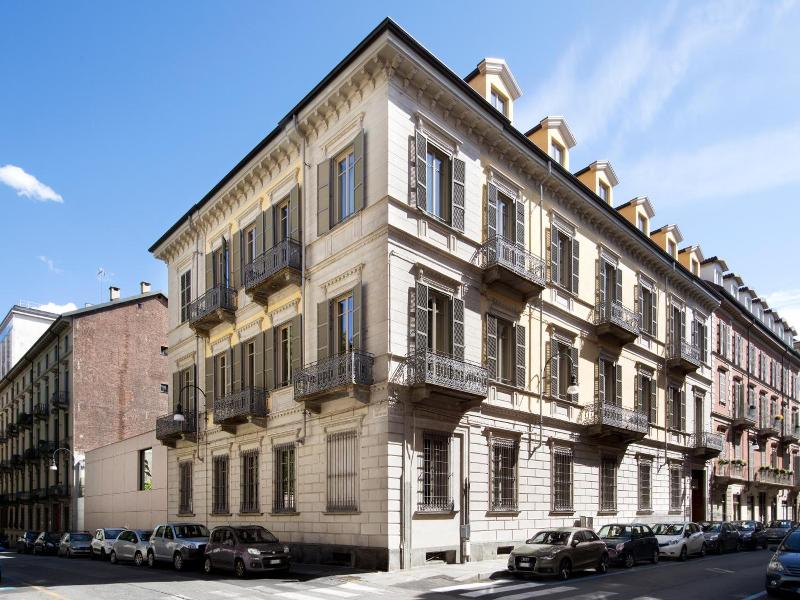 Opera35 Boutique Hotel image
