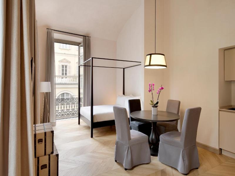 Opera35 Boutique Hotel image