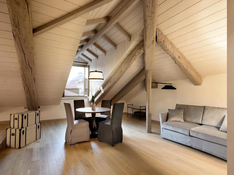 Opera35 Boutique Hotel image