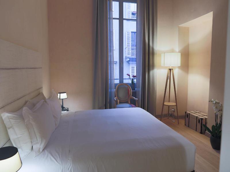 Opera35 Boutique Hotel image