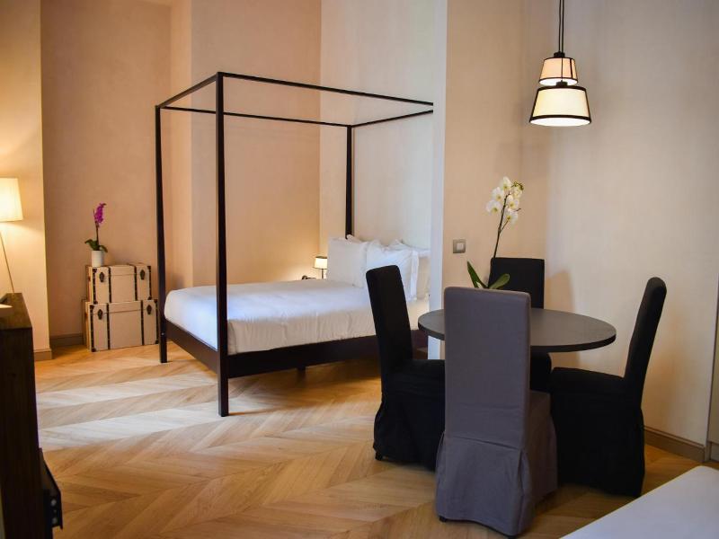 Opera35 Boutique Hotel image