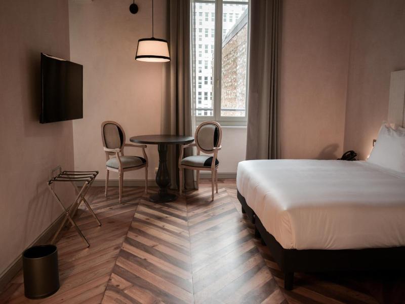 Opera35 Boutique Hotel image