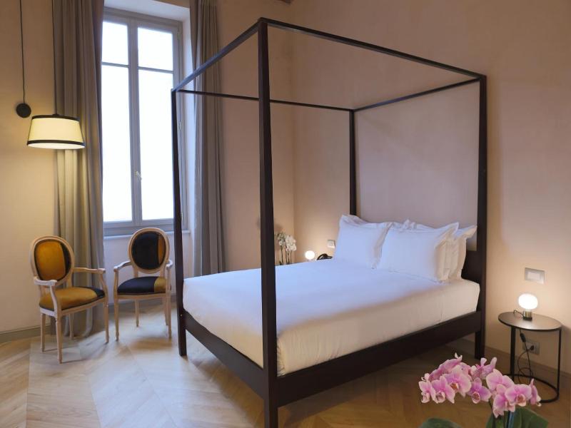 Opera35 Boutique Hotel image