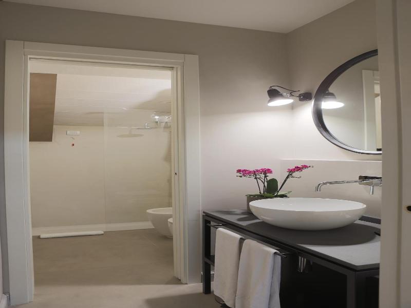 Opera35 Boutique Hotel image