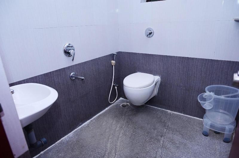 Hotel Stay Shine image