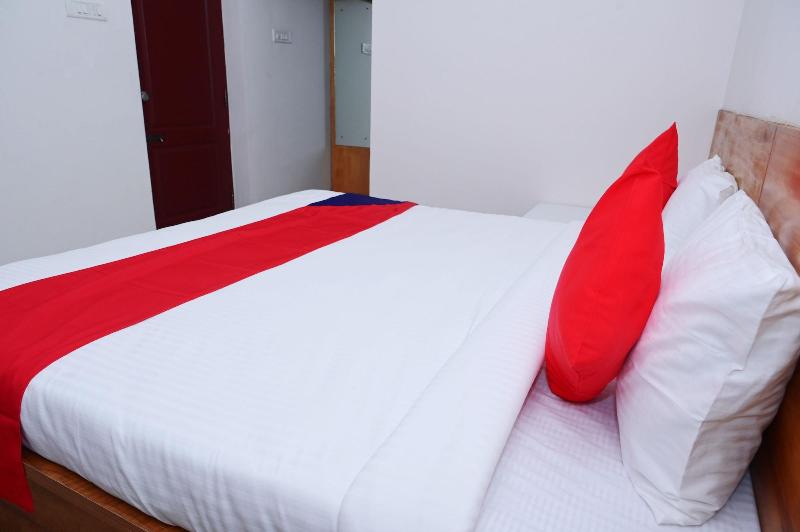 Hotel Stay Shine image