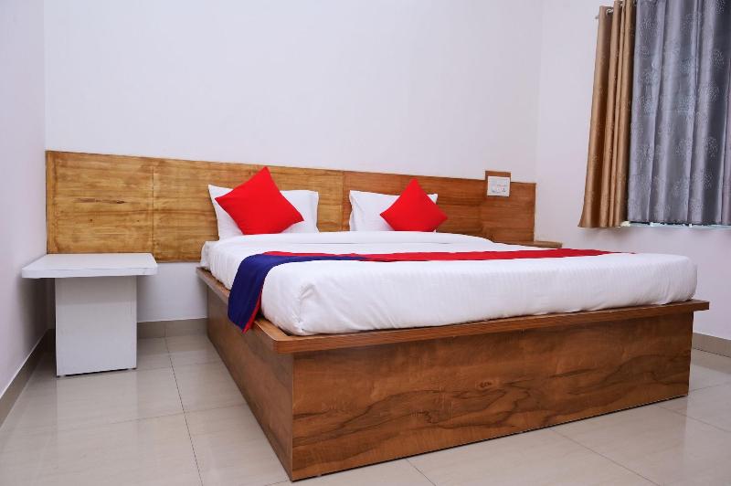 Hotel Stay Shine image