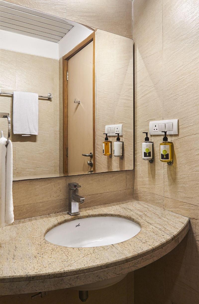Monday Hotels Mahape image
