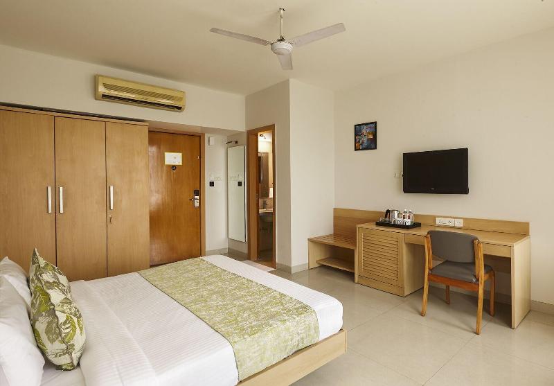 Monday Hotels Mahape image