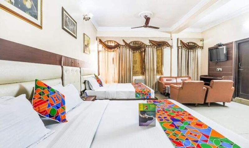 Fabhotel Statiq Inn image