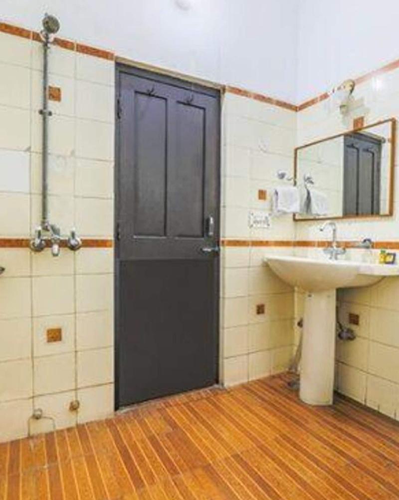 Fabhotel Statiq Inn image