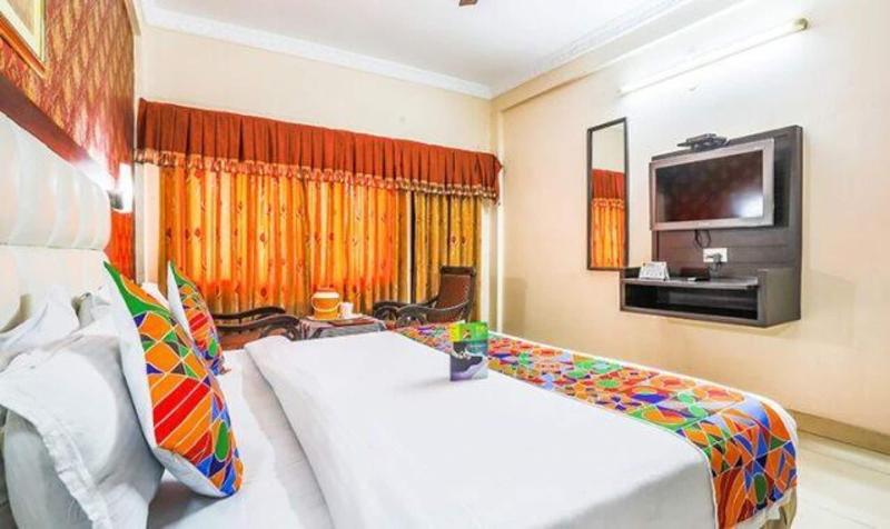Fabhotel Statiq Inn image