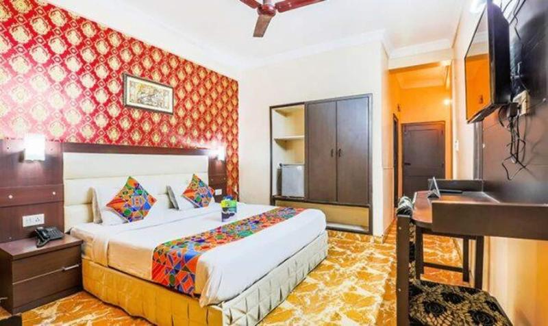 Fabhotel Statiq Inn image