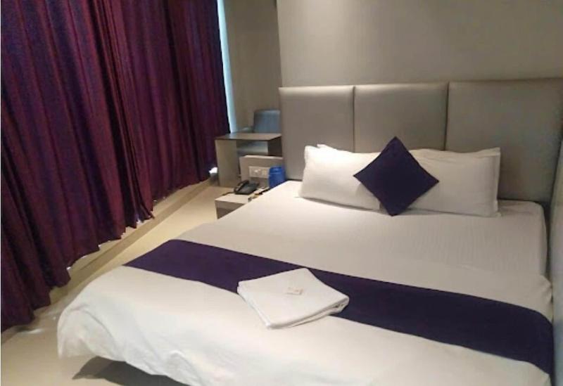 Hotel Divine View image