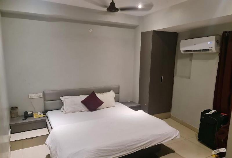 Hotel Divine View image