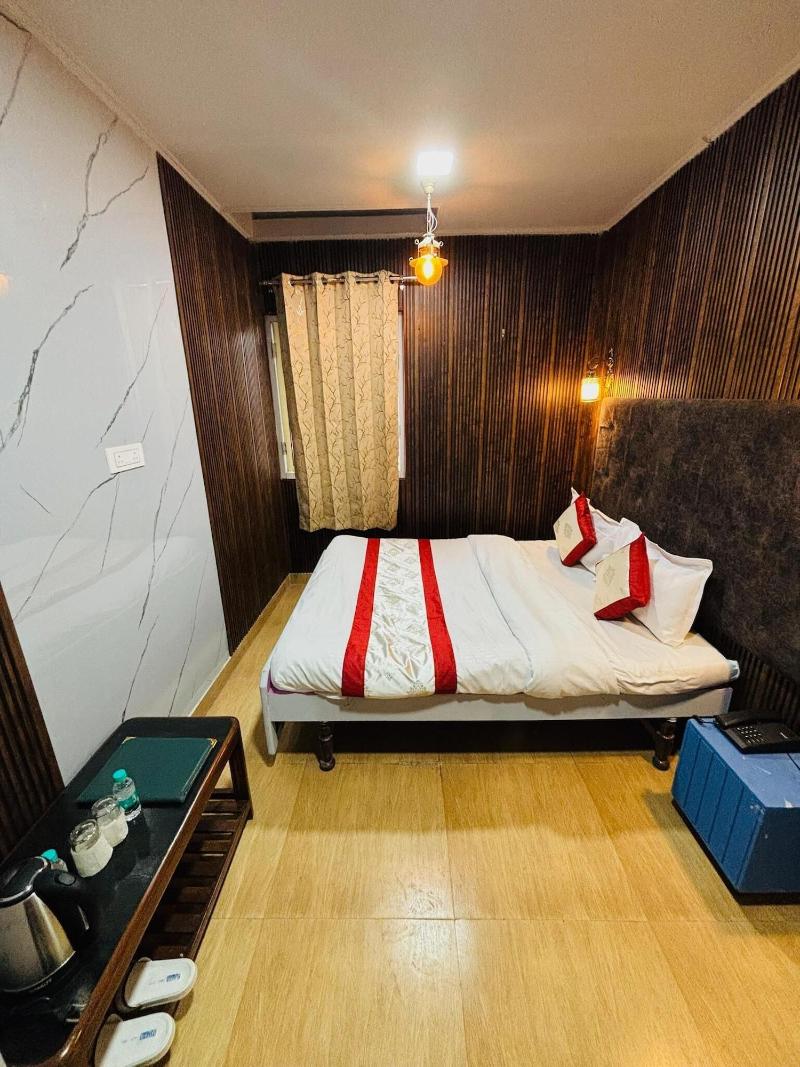 Hotel Amar image