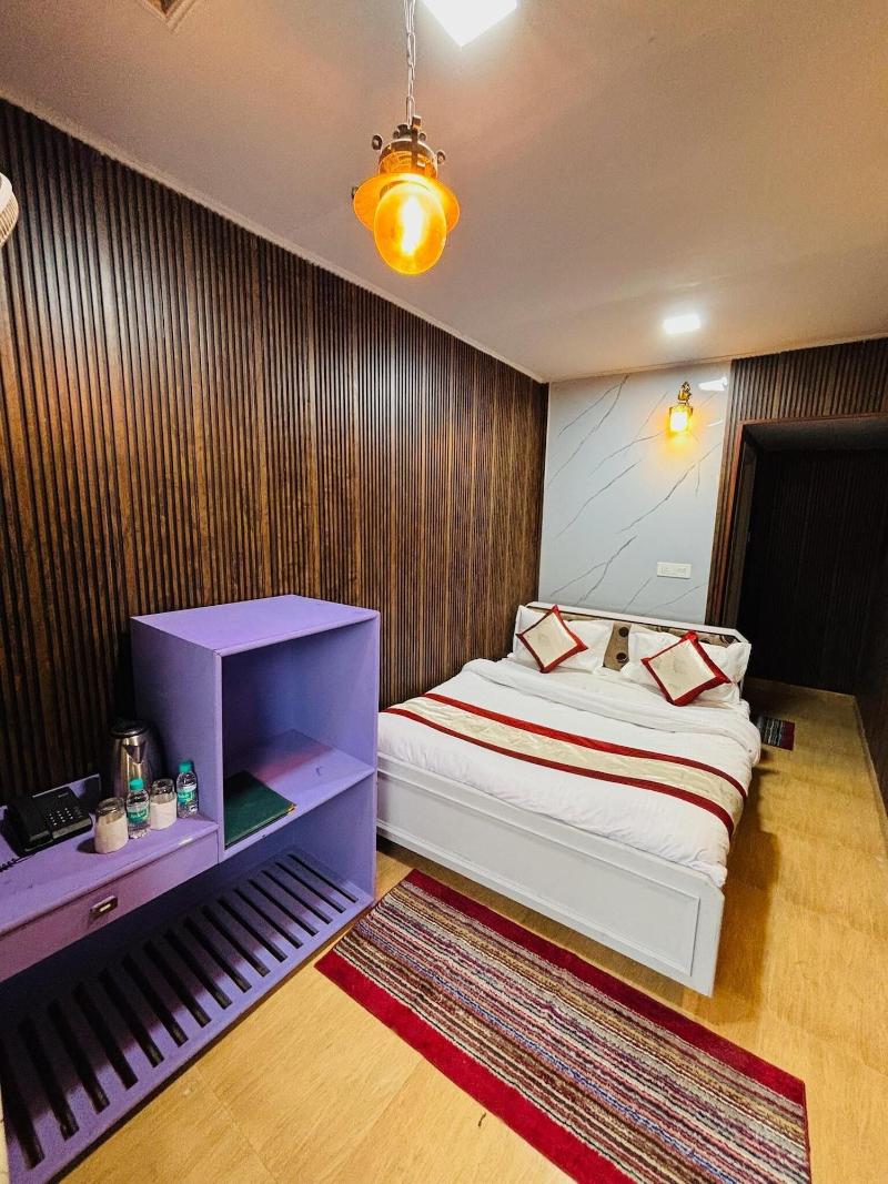 Hotel Amar image