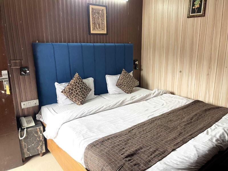 Hotel Amar image