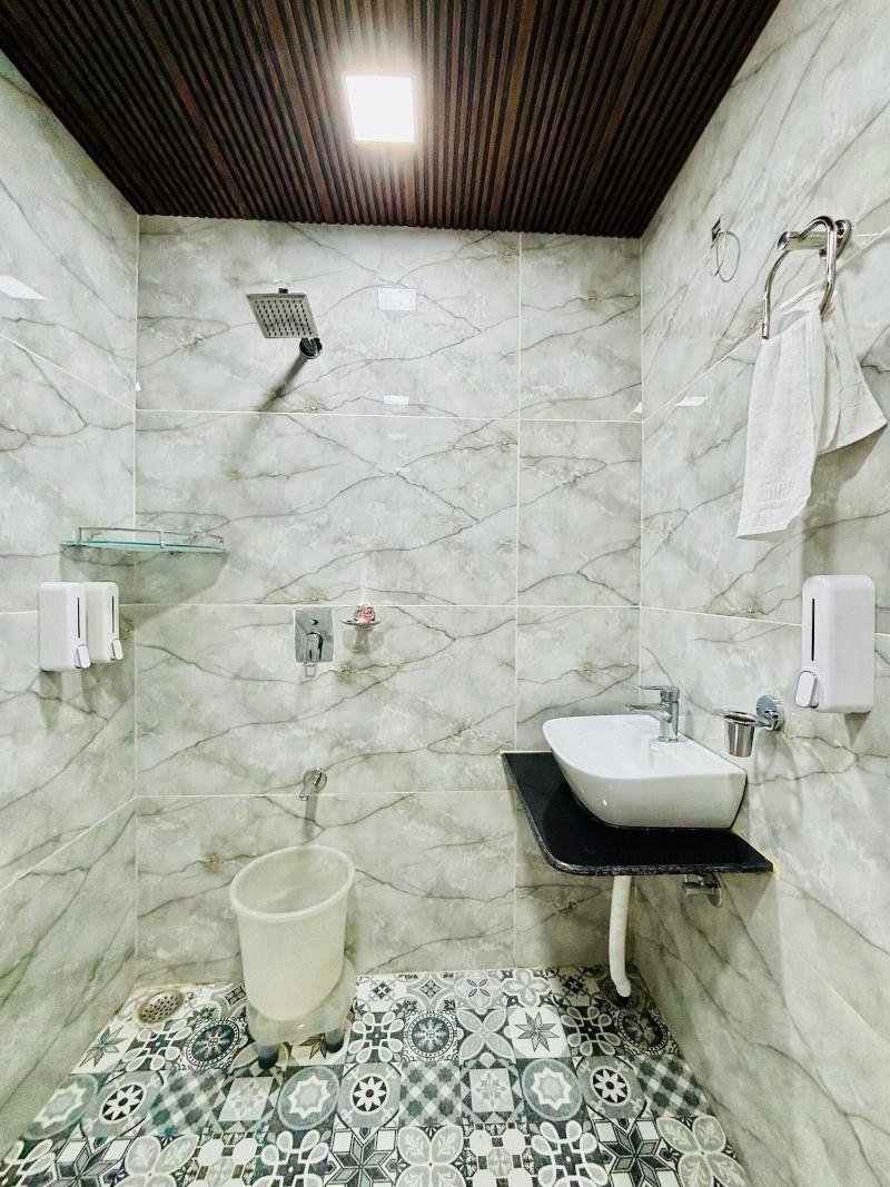 Hotel Amar image