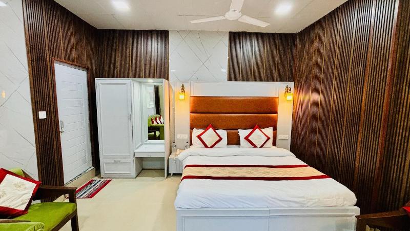 Hotel Amar image
