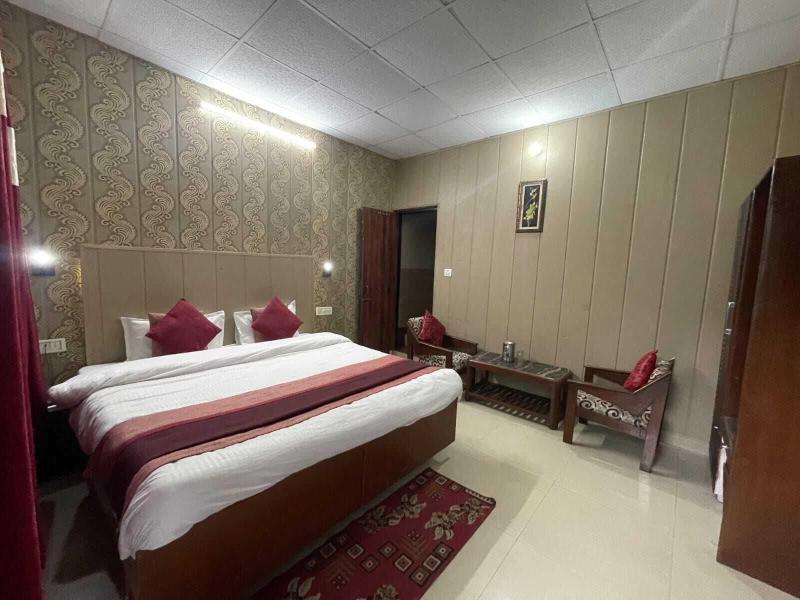 Hotel Amar image