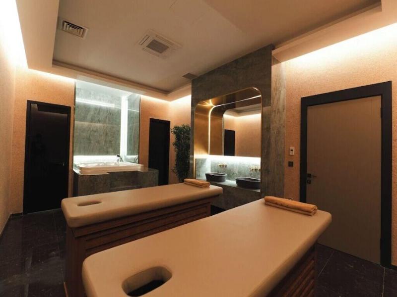 Stillo Business Hotel image