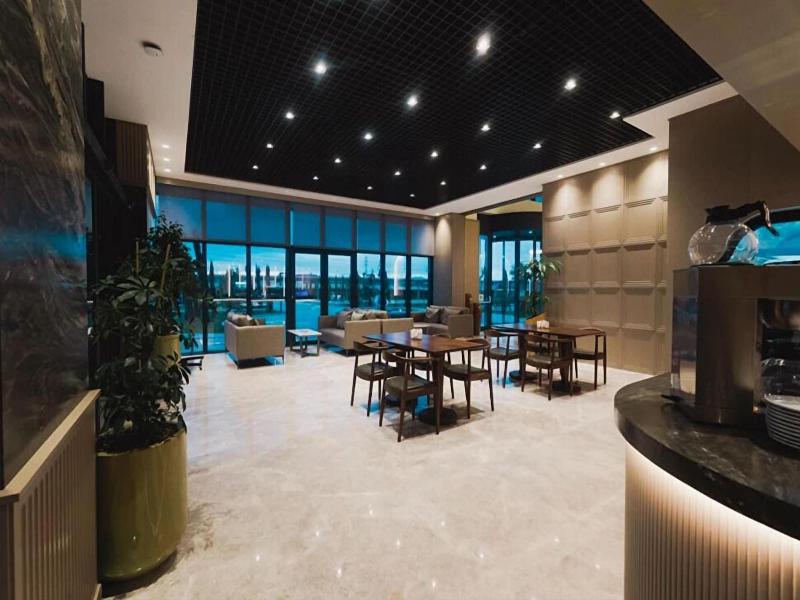 Stillo Business Hotel image