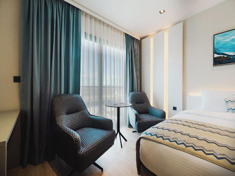 Stillo Business Hotel image