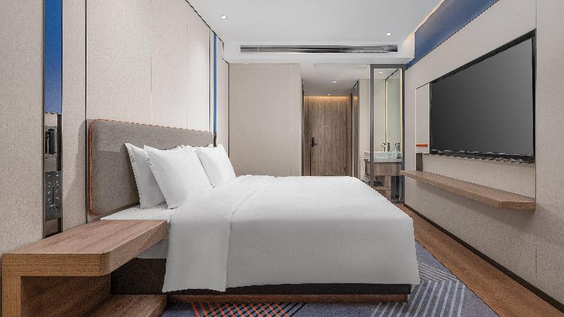 Holiday Inn Express Chenzhou Suxian image