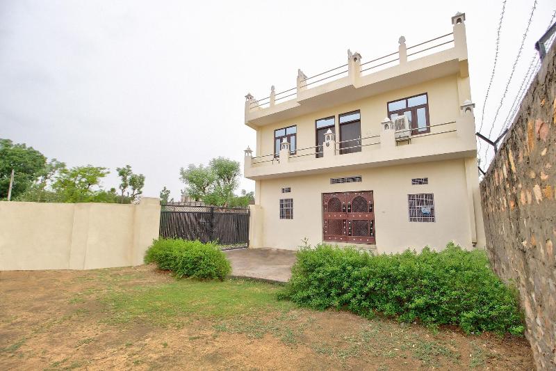Spot On 40724 Kukas Guest House image