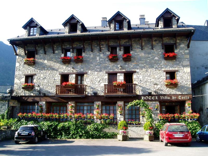Hotel Villa De Torla image