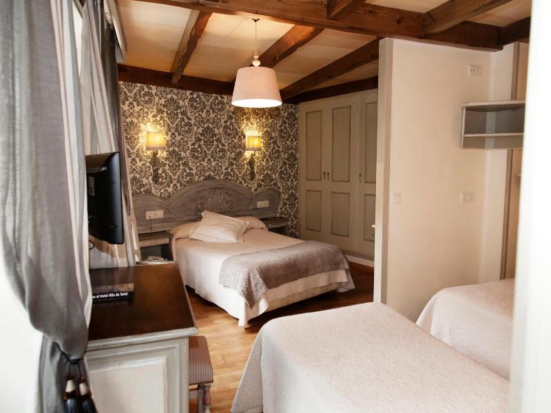 Hotel Villa De Torla image
