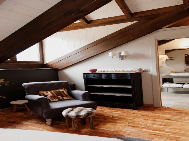 Hotel Villa De Torla image