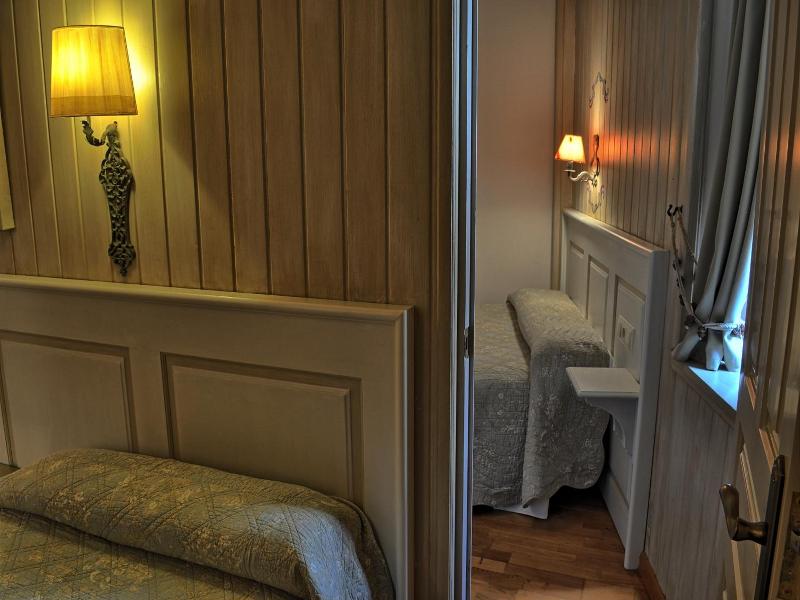 Hotel Villa De Torla image