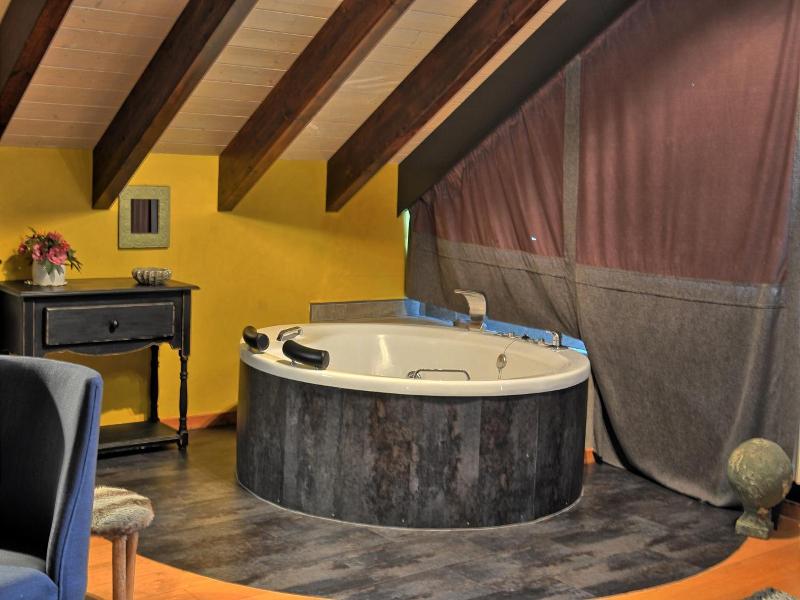 Hotel Villa De Torla image