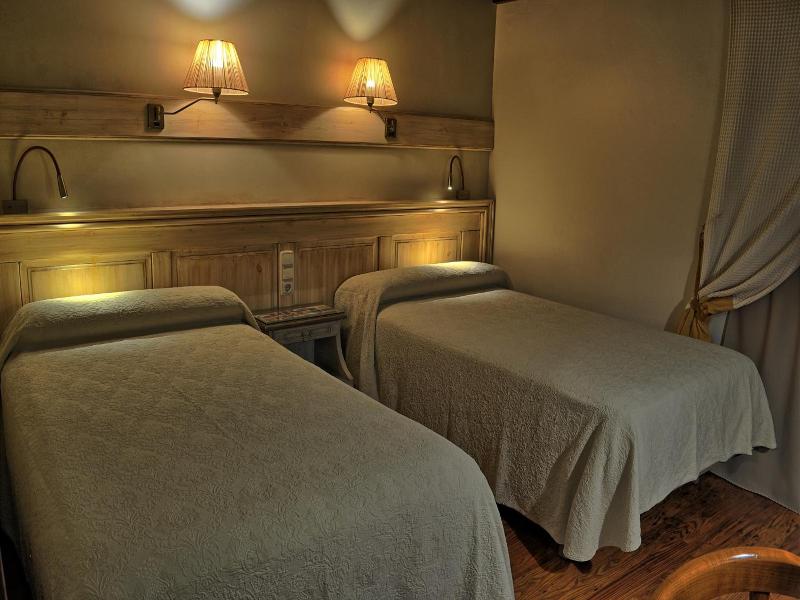 Hotel Villa De Torla image