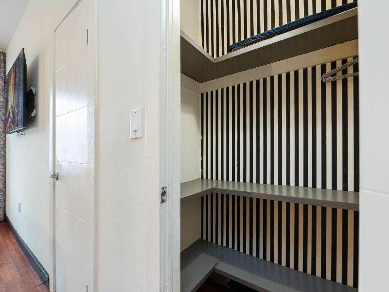 Chesterfield Hotel & Suites image