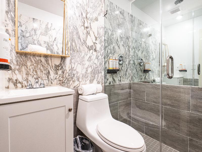 Chesterfield Hotel & Suites image