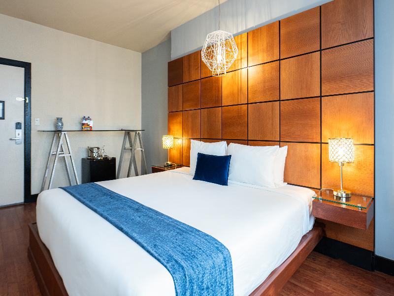 Chesterfield Hotel & Suites image