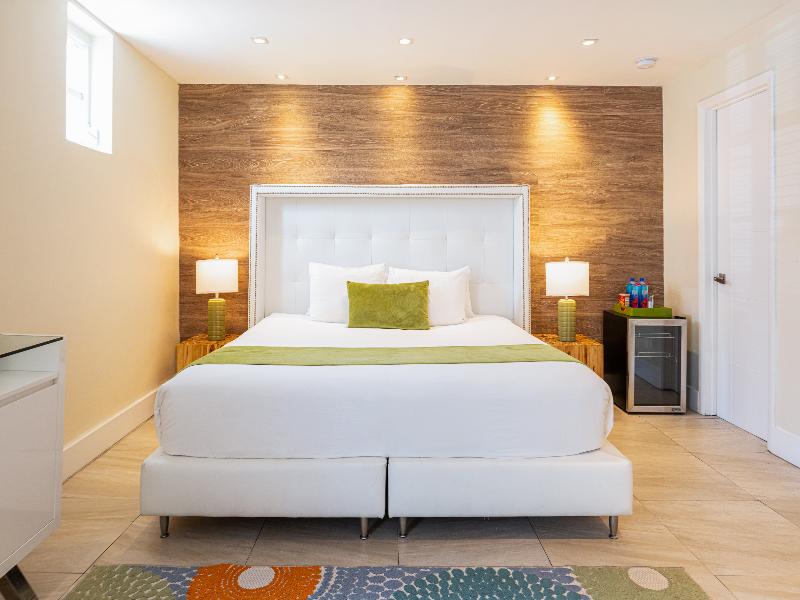 Chesterfield Hotel & Suites image
