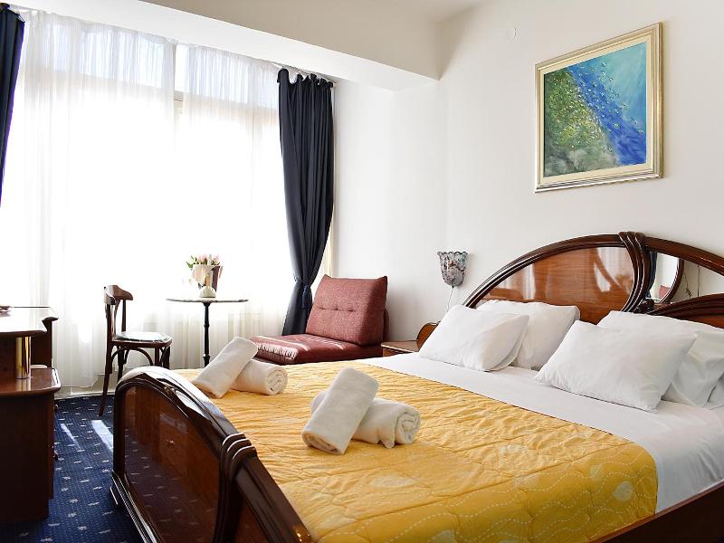 Villa Nico image