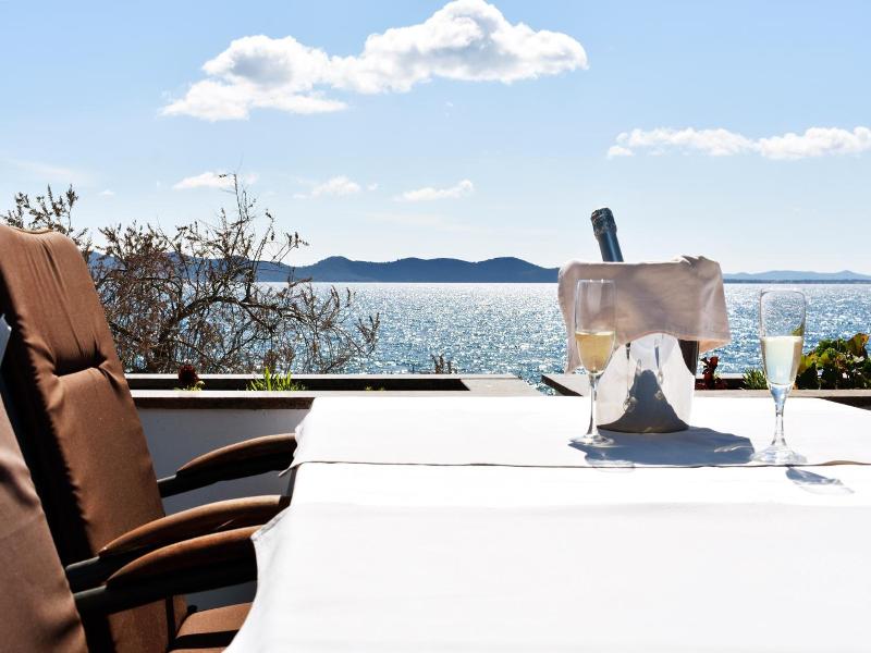 Villa Nico image