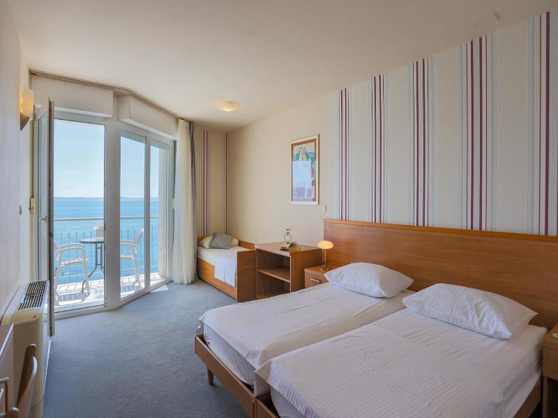 Hotel Neva image