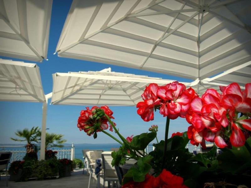 Hotel Neva image