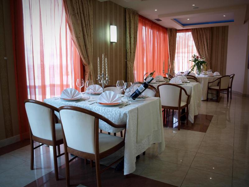Hotel Neva image