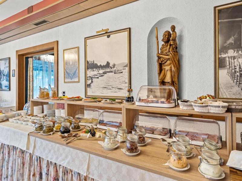 Hotel Nikolasch image